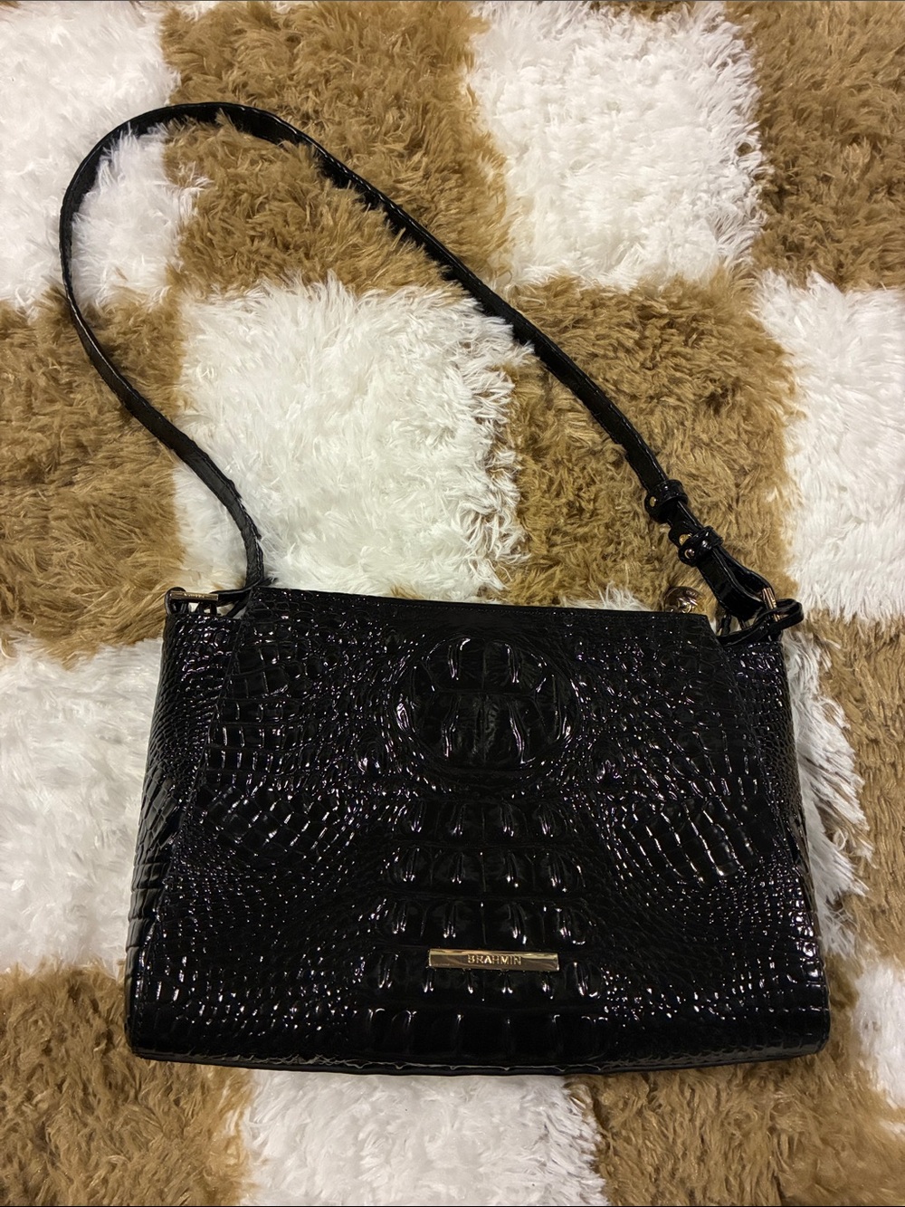 Melbourne Collection Hillary Crossbody Bag
